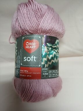 Red Heart Soft Yarn 10 oz Skein - Rose Blush